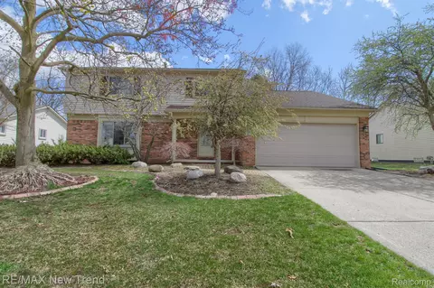 24802 Sarah Flynn, Novi, MI 48374