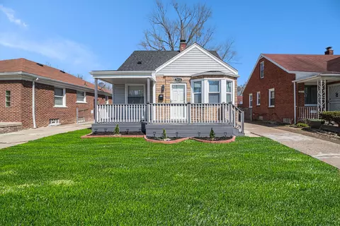 7656 Heyden St, Detroit, MI 48228