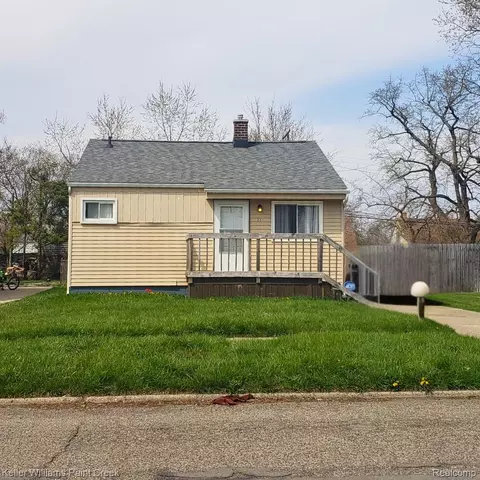 33 E Fairmount Ave, Pontiac, MI 48340