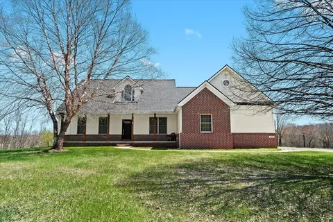 5421 Bradley Rd, Iosco, MI 48137