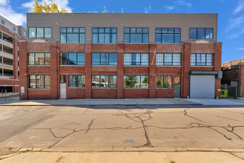 2987 Franklin St #3C, Detroit, MI 48207