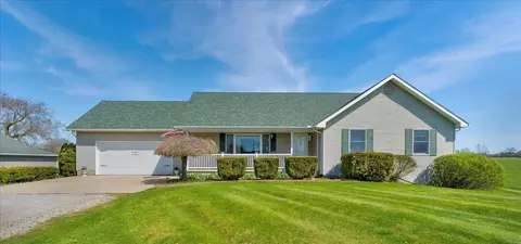11108 Wilkes Rd, Brockway, MI 48097