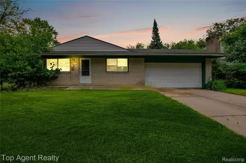 4123 Burton St, Inkster, MI 48141