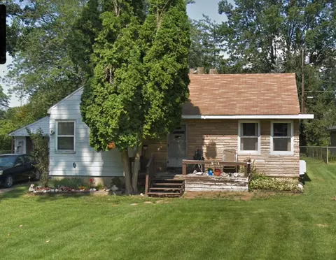 1228 Edison Ave, Bloomfield Township, MI 48302