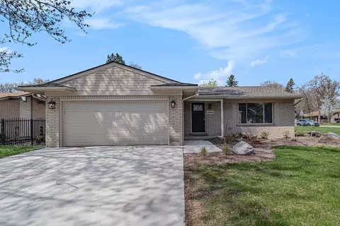 29555 Heritage Ln, Southfield, MI 48076