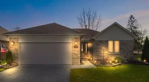 41646 Westbury Ln, Clinton Township, MI 48038