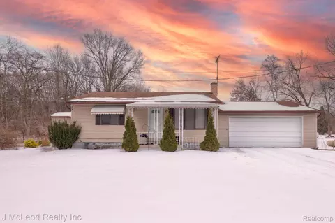 9975 Tuscola Rd, Arbela, MI 48420
