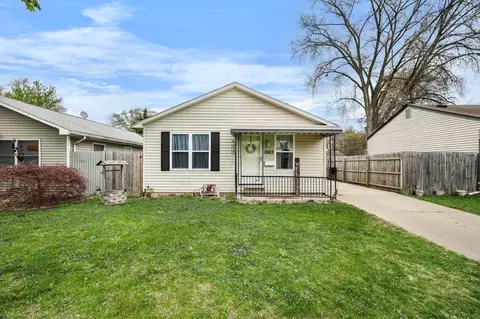 5983 Mcguire St, Taylor, MI 48180