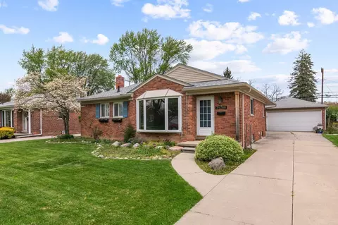 31780 Rush St, Garden City, MI 48135
