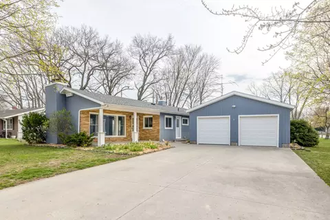 2502 22nd Ave, Port Huron, MI 48060
