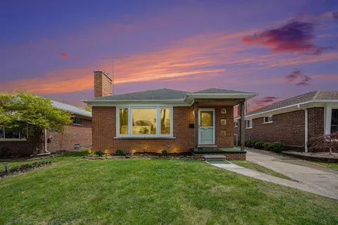 3913 Lincoln Blvd, Dearborn Heights, MI 48125