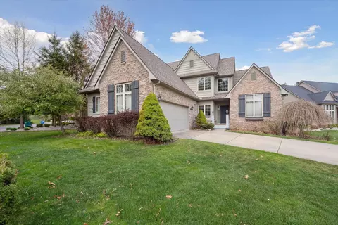 4656 Villa France Dr, Genoa, MI 48116