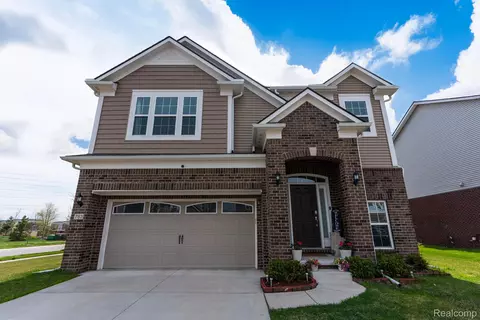 783 Reef Dr, Canton, MI 48187