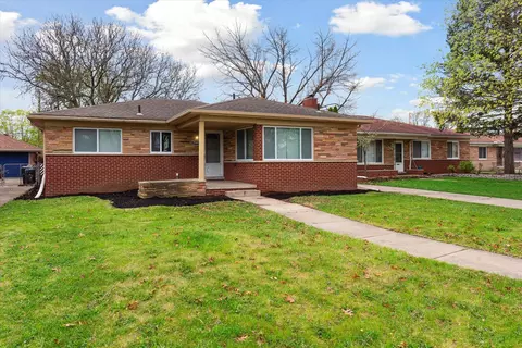25611 Dover, Redford, MI 48239