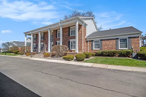 4579 Leisure Ln, Trenton, MI 48183