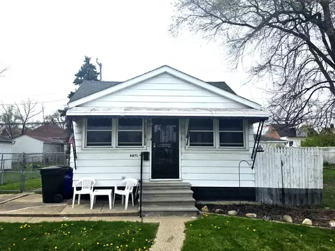 6871 Winthrop St, Detroit, MI 48228