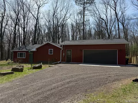 1285 Border Dr, Franklin, MI 48624