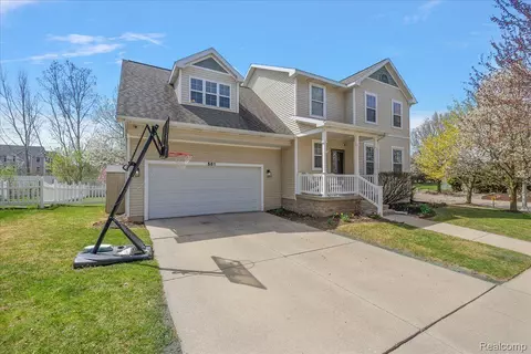 561 Anhinga Dr, East Lansing, MI 48823