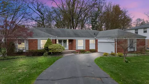 16863 Shrewsbury St, Livonia, MI 48154