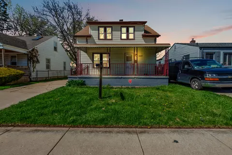 8127 Continental Ave, Warren, MI 48089