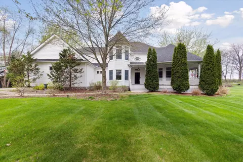 9730 Woodbend Dr, York, MI 48176