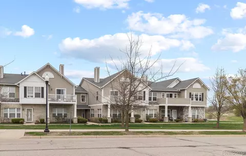 1635 Welland St, Howell, MI 48855