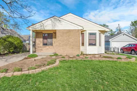 18412 Irving St, Livonia, MI 48152