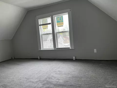 Bedroom - 417 E Hunt St, Adrian, MI 49221 photo 7 of 8