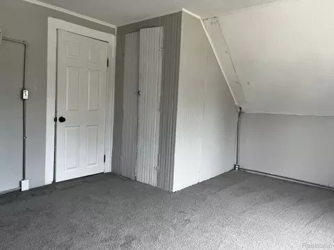 Bedroom - 417 E Hunt St, Adrian, MI 49221 photo 8 of 8