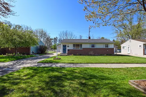 12742 Denoter Dr, Sterling Heights, MI 48313