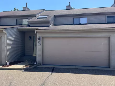 604 Cheshire Crt Ct, Rochester Hills, MI 48307