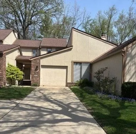 23177 Farmington Rd, Farmington, MI 48336