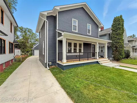 639 S Blair Ave, Royal Oak, MI 48067