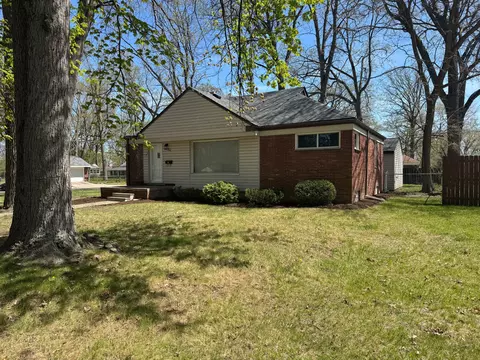 21260 Kipling St, Oak Park, MI 48237