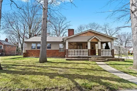 1910 Woodside St, Dearborn, MI 48124