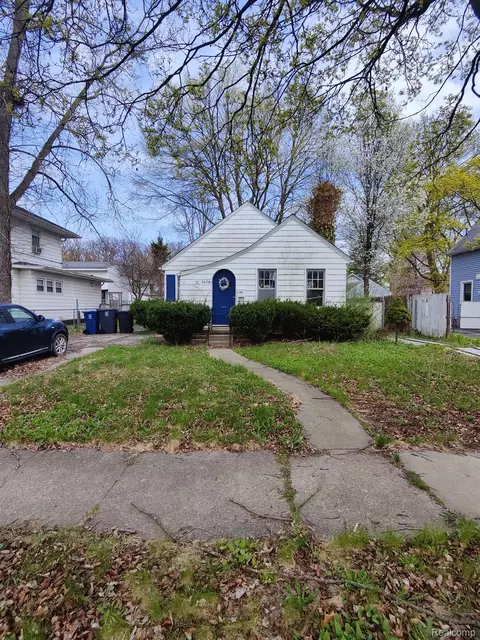 1406 W Paterson St, Flint, MI 48504
