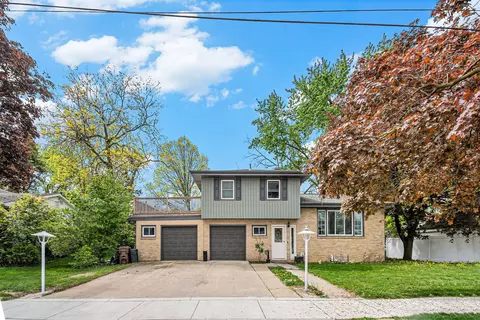 604 E North St, Owosso, MI 48867