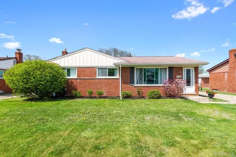 33038 Joy Rd, Livonia, MI 48150
