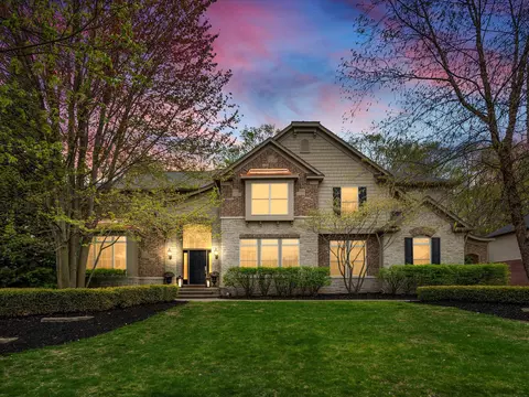 16358 Brook Trout Ln, Northville, MI 48168