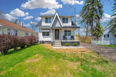 2061 E Whittemore Ave, Burton, MI 48529