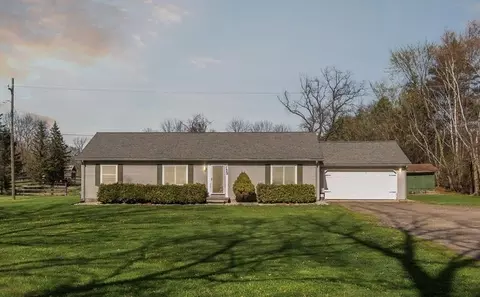 7665 Pontiac Lake Rd, White Lake, MI 48386