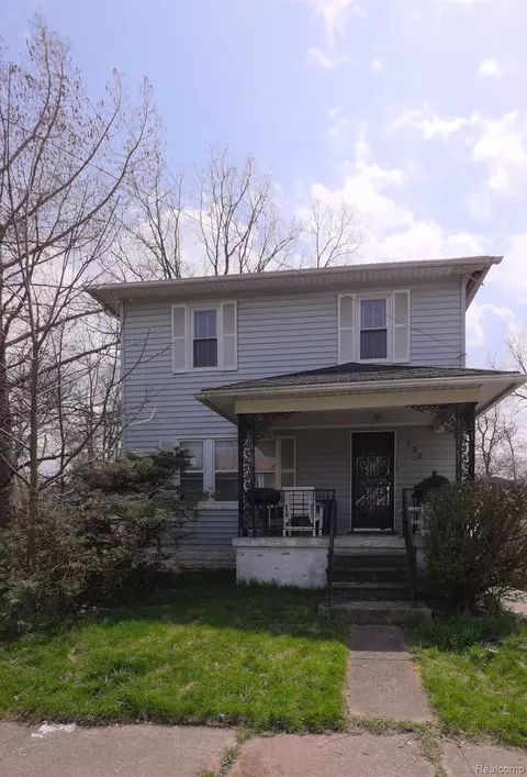 132 E Lakeview Ave, Flint, MI 48503