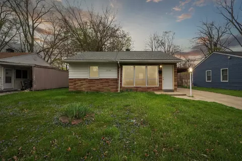 10120 Saratoga St, Oak Park, MI 48237