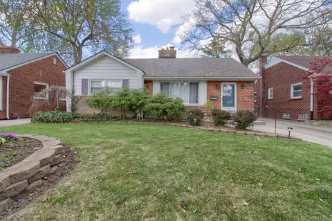 1442 Sherwood Crt Ct, Dearborn, MI 48124