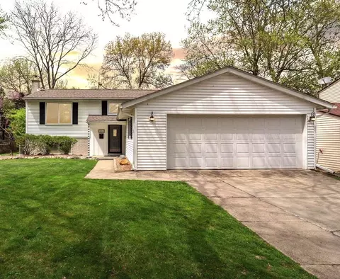 533 Langfield St, Northville, MI 48167