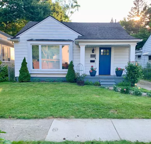 539 Edgewood Plc Pl, Ferndale, MI 48220