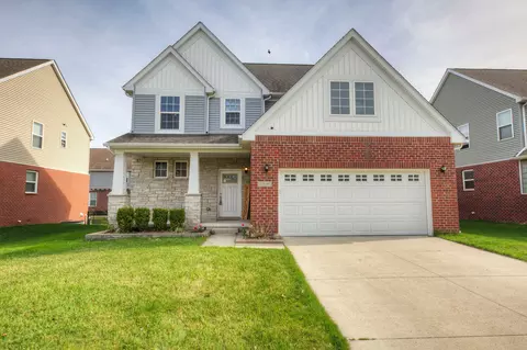 37135 Russell Dr, Westland, MI 48185