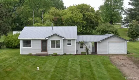 968 N Wilder Rd, Lapeer, MI 48446