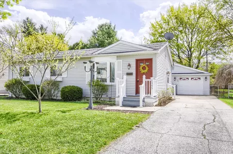 1345 2nd St, Lapeer, MI 48446