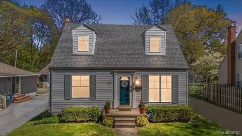 1012 Royal Ave, Royal Oak, MI 48073